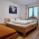 Ebster Appartement *