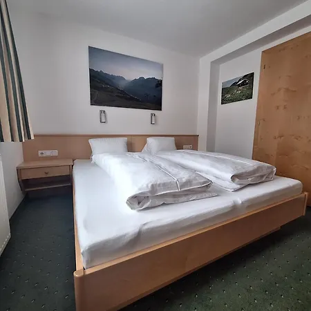 Ebster Lägenhet Pettneu am Arlberg