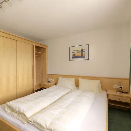 Ebster Apartment